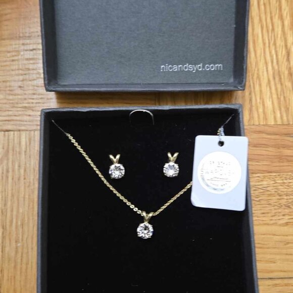 Swarovski jewelry set - Picture 1 of 3